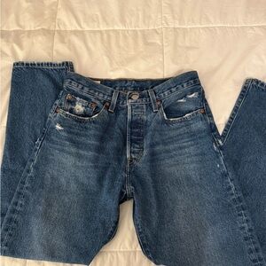 Levi's Women's Straight Blue Jeans